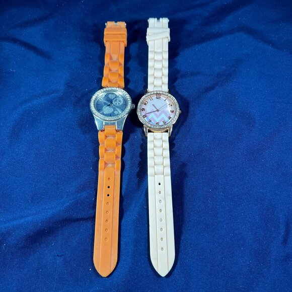 Set Of 2 Figaro Ladies Watches - Needs Batteries - With Rhinestone Bezels & Sil - Picture 1 of 2